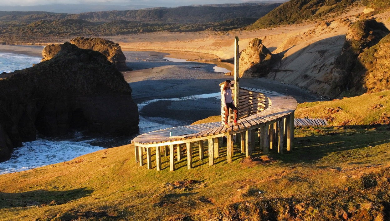 Trekking lungo la costa del Parco Tepuhueico