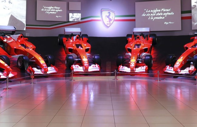 Entrada al Museo Ferrari - Foto 6