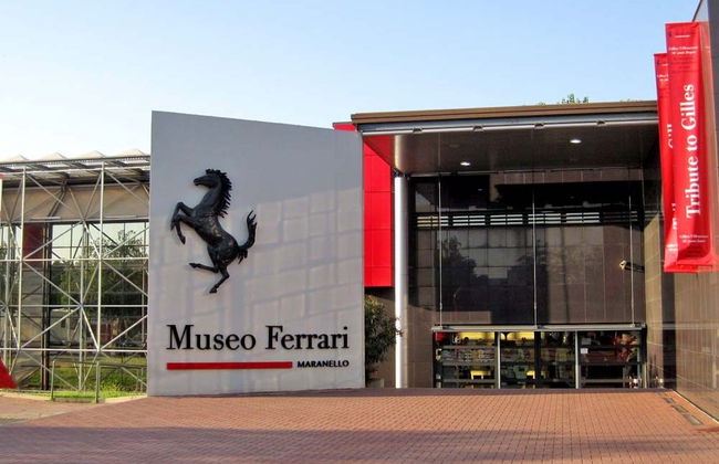 Entrada al Museo Ferrari - Foto 3