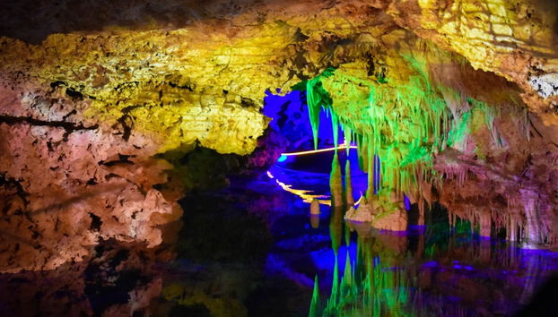 Excursión a las cuevas del Hams y Dinosaurland - Foto 3