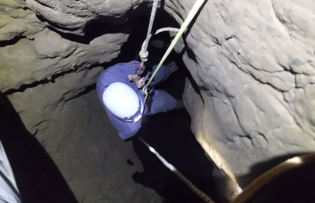 Espeleología en la cueva del Nanzal - Foto 3
