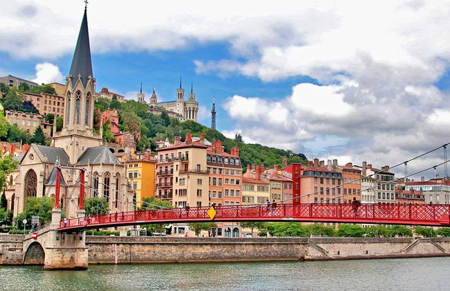 Traslado privado desde el puerto de LYON a las estaciones de tren de Lyon - Foto 3