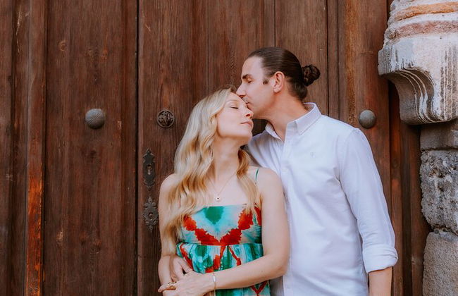 Private Professional Photoshoot in Tybee Island - Photo 26