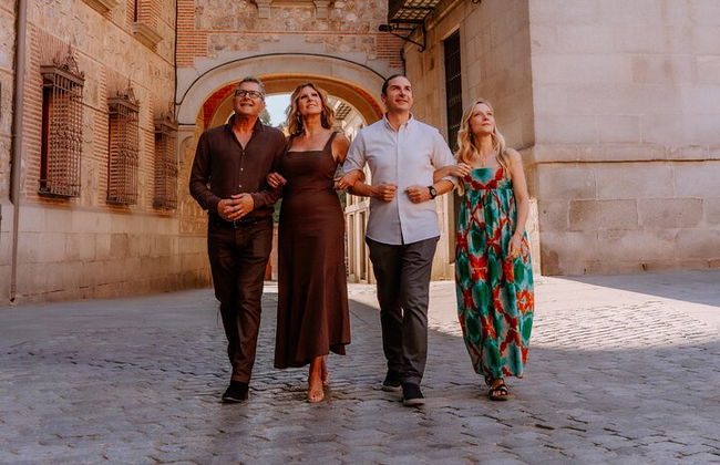 Private Professional Photoshoot in Tybee Island - Photo 30