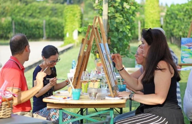 Painting & Wine Tasting in a Vineyard - Photo 7