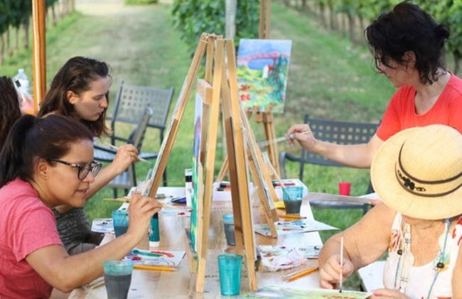 Painting & Wine Tasting in a Vineyard - Photo 4