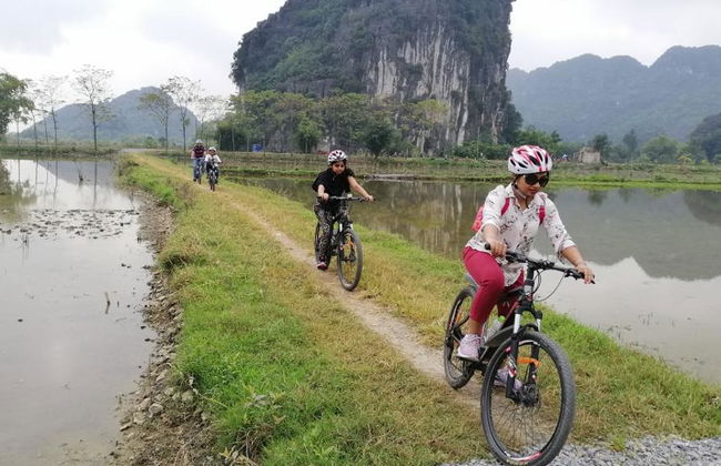 Hoa Lu e Tam Coc - Tour de Dia Inteiro em Grupo Pequeno - Foto 6