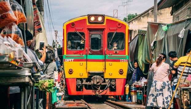 Mercato Galleggiante di Damnoen Saduak e Ferrovia di Maeklong - Tour - Foto 2