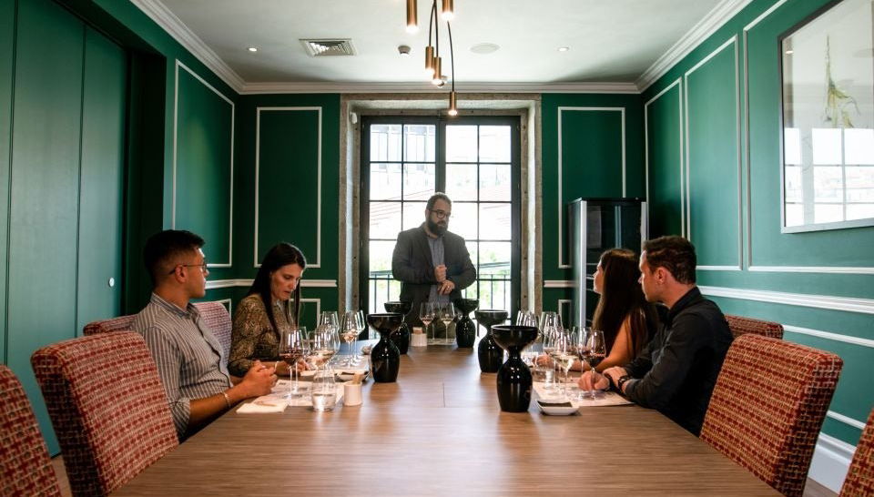 Cata de vinos en The Wine School - Foto 1