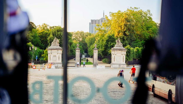 Brussels Open-Top Bus Sunset Tour - Foto 4