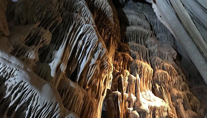 Las Grutas de Garcia & Town (Ticket de Teleférico + SUV Premium) - Foto 1