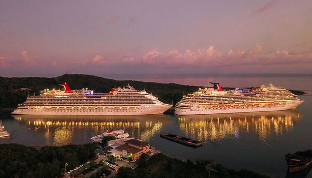 Traslado Privado desde el Aeropuerto de Asturias (OVD) al Puerto de Cruceros de Gijón - Foto 5