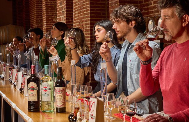 Vermouth Class - creazione di vermouth e degustazione prodotti Martini - Foto 5