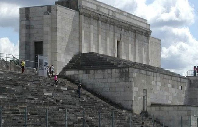 Seconda Guerra Mondiale e centro storico di Norimberga - Tour privato di mezza giornata - Foto 7