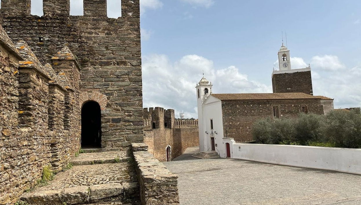Visita guiada por Alandroal - Foto 1