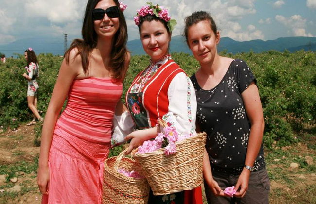 Il Monumento di Buzludzha e la Valle delle Rose - Tour di un'intera giornata - Foto 5
