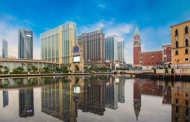 Ferry to Macau from Hong Kong - Photo 5