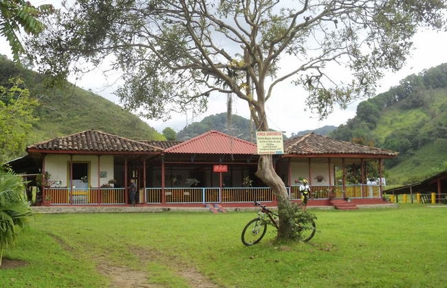 Descubre la Cascada de Santa Rita - Tour con entrada opcional - Foto 1