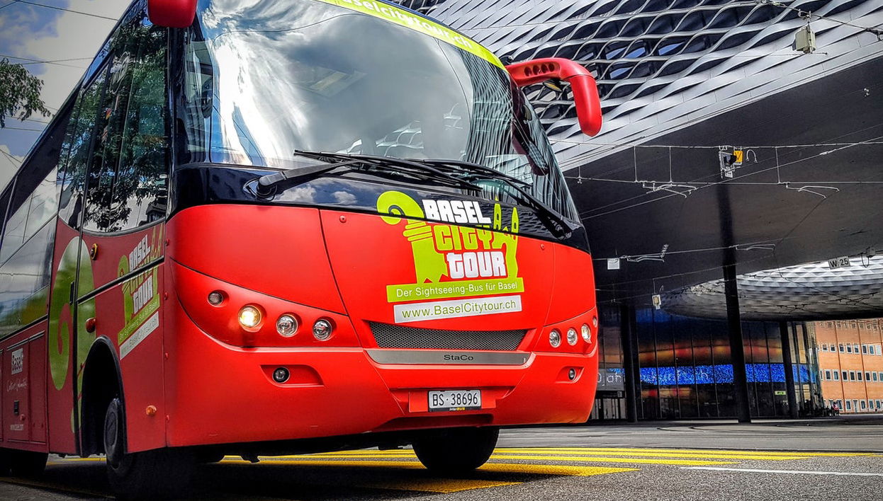 Autobús turístico de Basilea - Foto 1