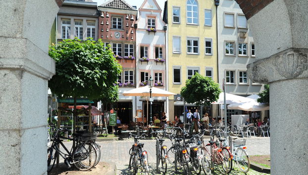 Private Tour of Düsseldorf + Maritime Museum - Foto 4