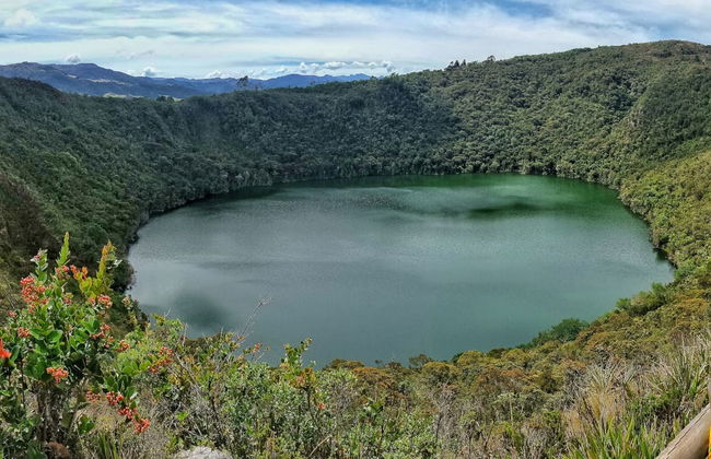 Guatavita & Salt Cathedral of Zipaquirá Tour - Foto 1
