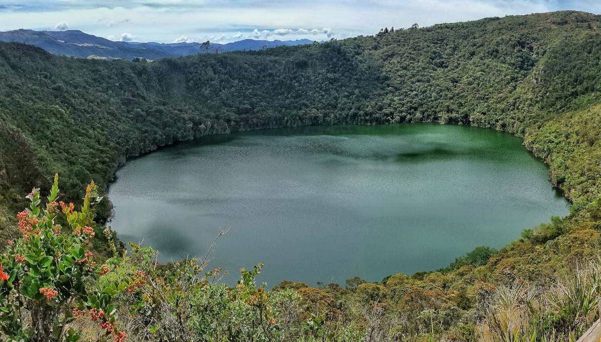 Guatavita & Salt Cathedral of Zipaquirá Tour - Foto 1