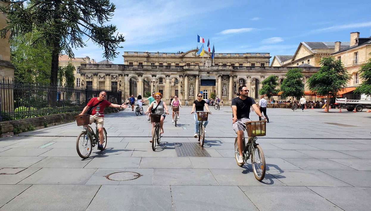 Tour de bicicleta por Bordeaux - Foto 1