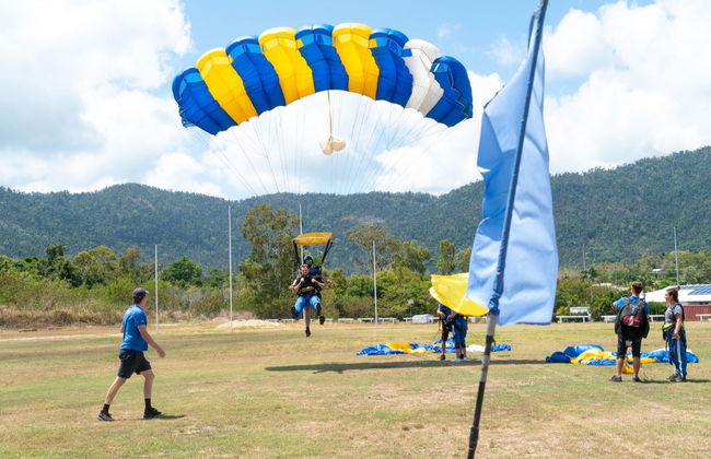 Skydive Over Airlie Beach - Photo 7