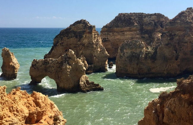 Paseo en barco por las cuevas de Ponta da Piedade - Foto 1