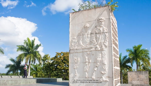 Cienfuegos, Santa Clara & Trinidad Tour - Photo 2