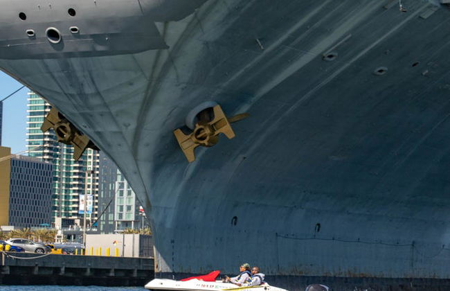 Conduite de bateau à moteur dans San Diego - Photo 2