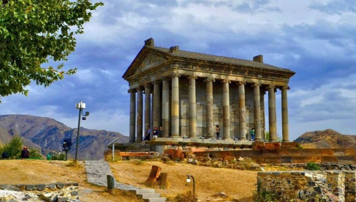 Excursión a Garni y el monasterio de Geghard