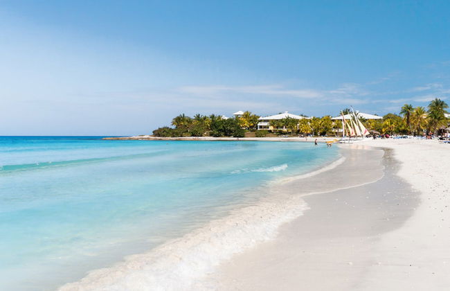 Private Classic Car Beach Day Trip - Photo 6