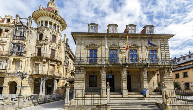 Lugo, Ribadeo & Beach of the Cathedrals Day Trip - Photo 5