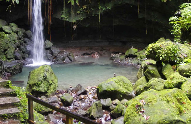 Excursión a la Piscina Esmeralda y las cascadas de Trafalgar - Foto 2