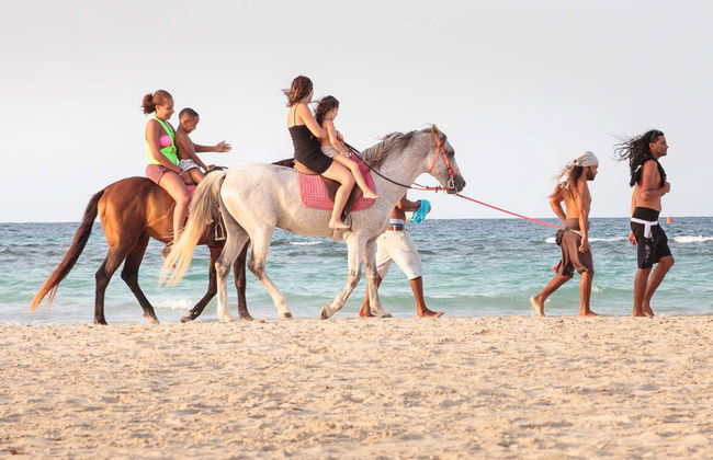 Horse Riding in Djerba Lagoon - Foto 1