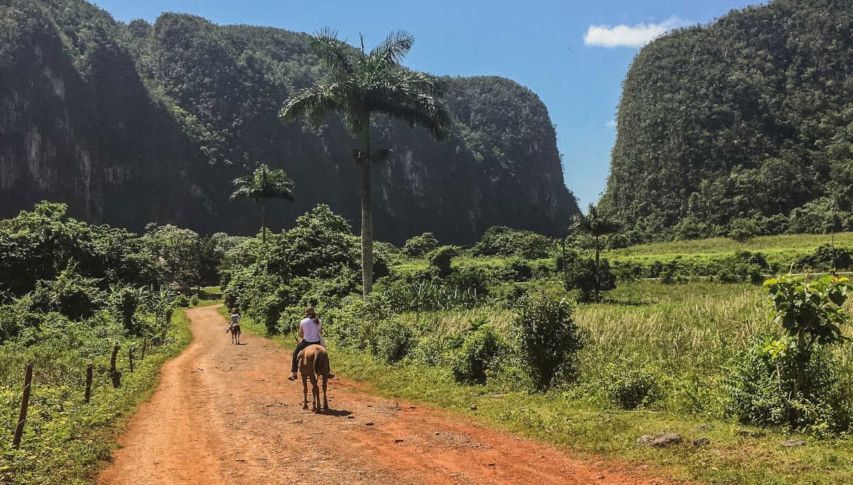 Tour a caballo por el Valle del Silencio - Foto 1