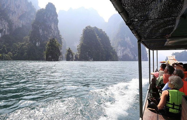 Excursión al lago Cheow Lan - Foto 4
