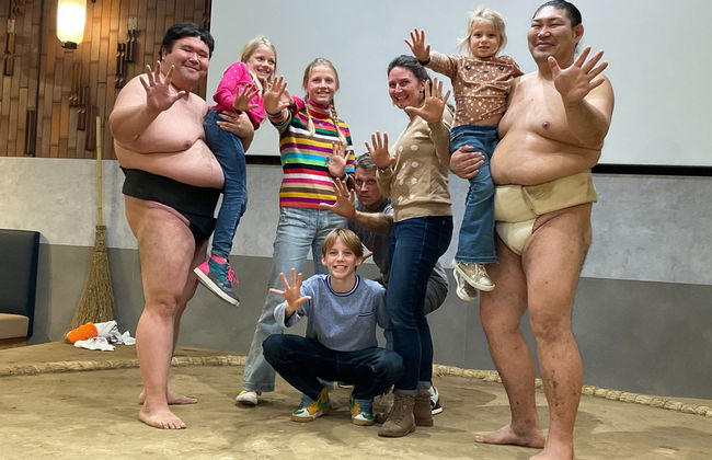 Entrada a un entrenamiento de sumo - Foto 4