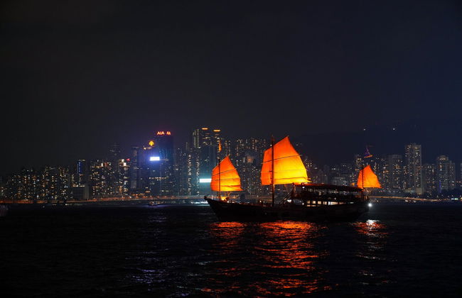 Victoria Harbour Evening Cruise - Photo 2