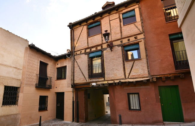 Visita guiada por la Judería de Segovia - Photo 1