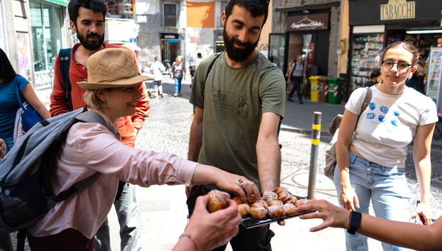 Tour por un mercado gastronómico de Nápoles - Foto 3
