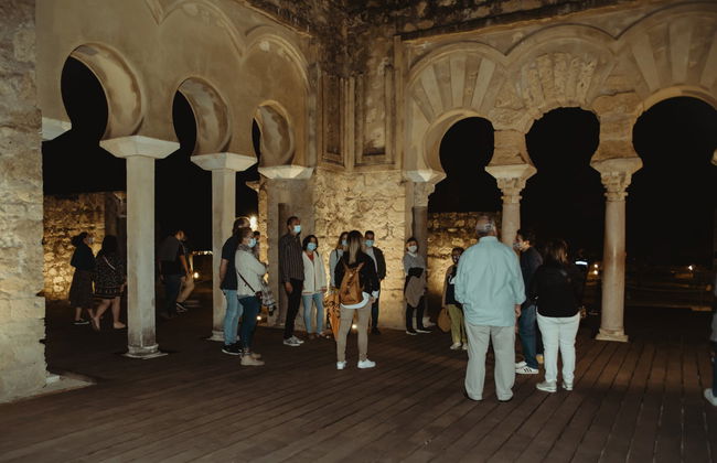 Tour nocturno por Medina Azahara - Foto 6