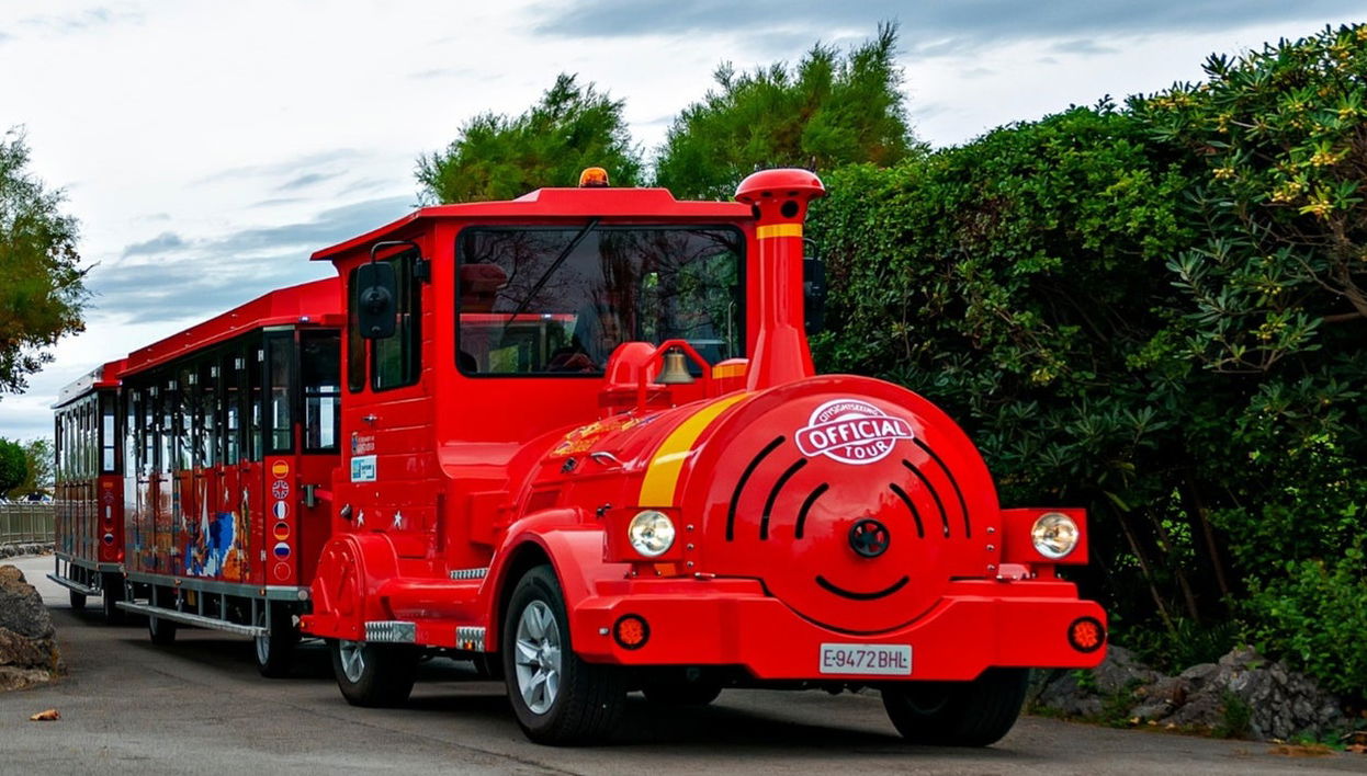 Ônibus turístico de Santander - Foto 1