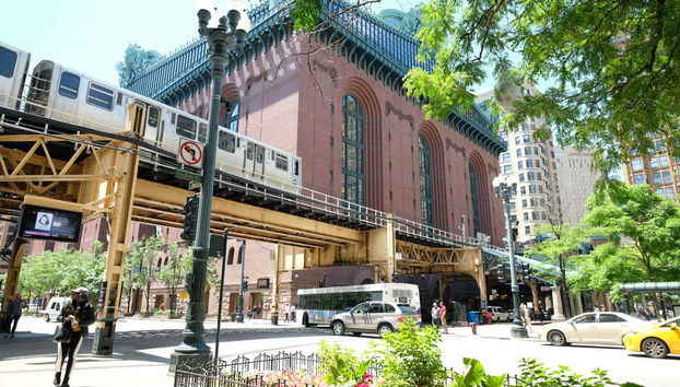 Chicago Architecture Tour - Photo 2