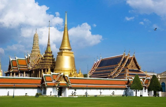 Visite du Grand Palais de Bangkok - Photo 1
