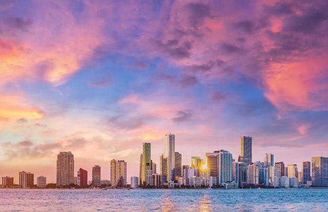 Paseo en barco al atardecer por Miami - Foto 2