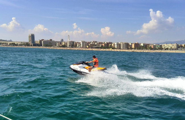 Location de jet ski à Barcelone - Photo 2