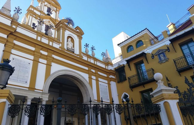 Visita guiada por la Macarena y su museo - Foto 1