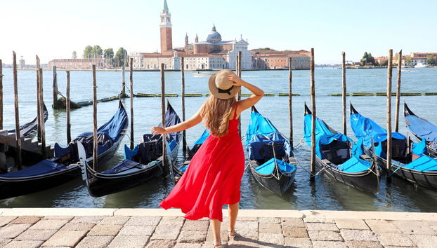 Venice Canals Gondola Ride - Photo 4